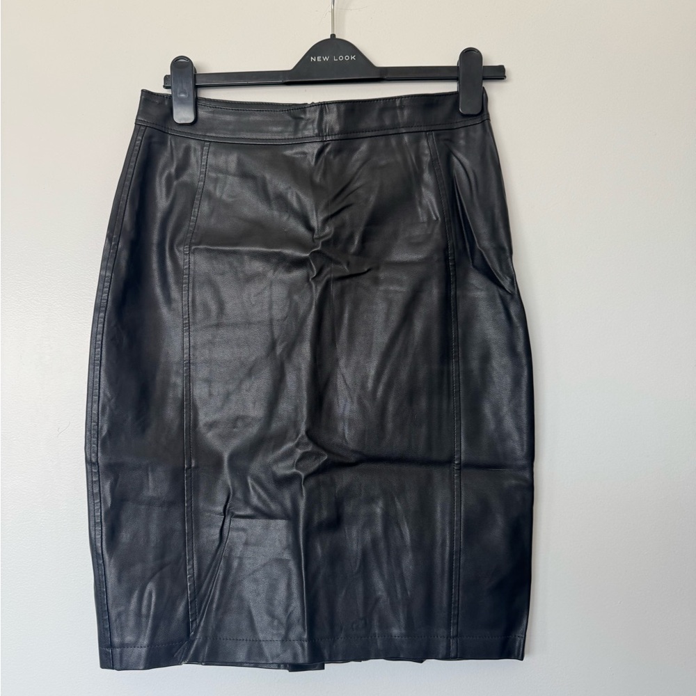 Lipsy Coated Pencil Skirt in Black